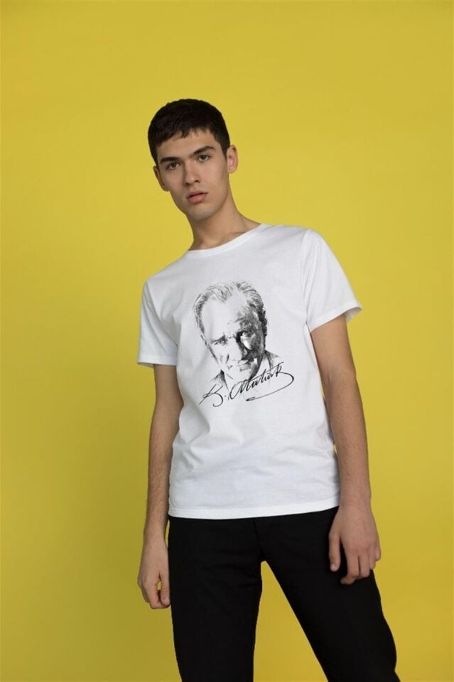 Atatürk resimli tshirt